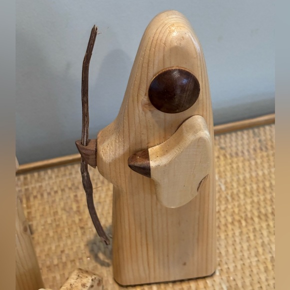 Handmade wood Nativity scene 6 pcs in excellent condition ! - Picture 4 of 7